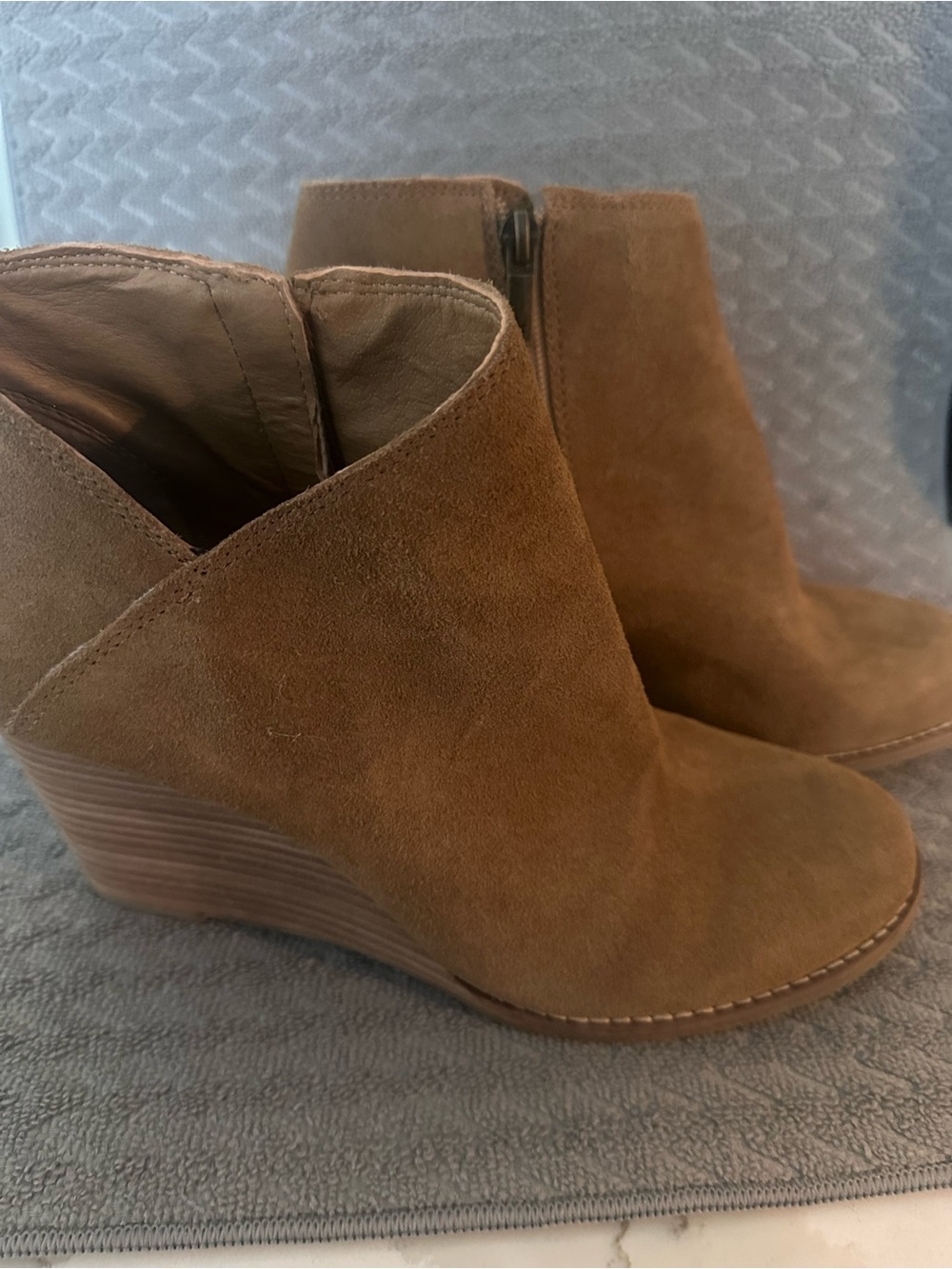 Lucky Brand Suede Wedge Ankle Booties in Brown